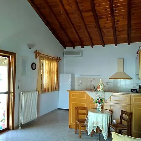 فندق Axiothea مدينة سكياثوس